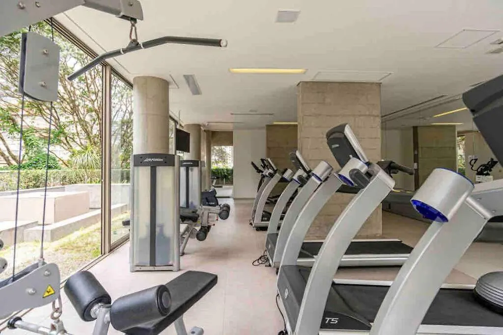 Studio Luxo Faria Lima Arthur Casas Ferreira Lobo San Paolo